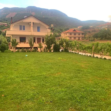 Guest house Rejan *