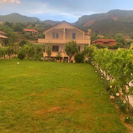 Guest house Rejan