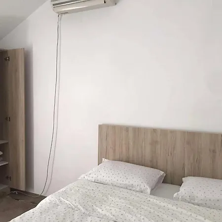 Guest house Rejan *